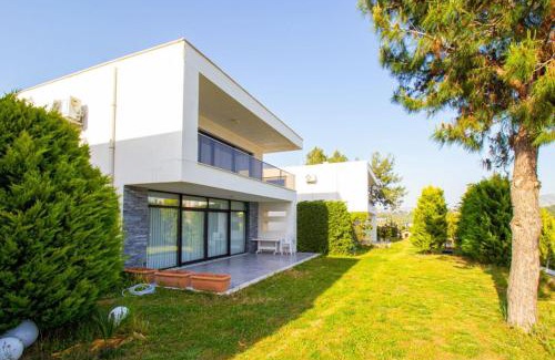 Kusadasi Villa | DELUXE VİLLA Kuşadası