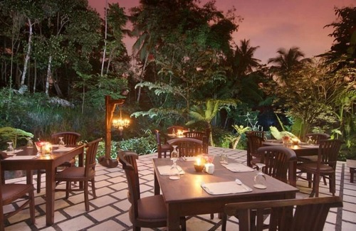 Pakem Cottage | Deluxe Villa traditional Javanese Joglo