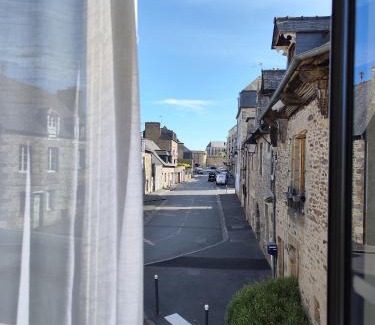 Dinan Hotel | Demeures & Châteaux - Hôtel de la porte Saint-Malo - DINAN