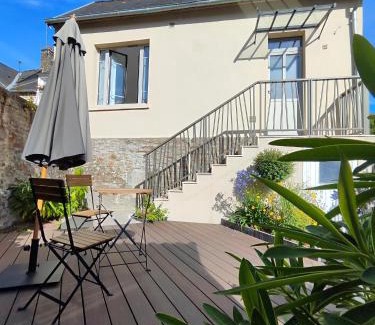 Dinan Hotel | Demeures & Châteaux - Hôtel de la porte Saint-Malo - DINAN