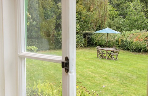 Aymestrey House | DENBIGH HALL, pet friendly, character holiday cottage in Presteigne