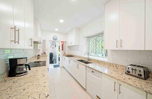 Sandy Lane Villa | DENE COURT - 5 BEDROOM IN SANDY LANE,BARBADOS WITH BEACH CLUB ACCESS