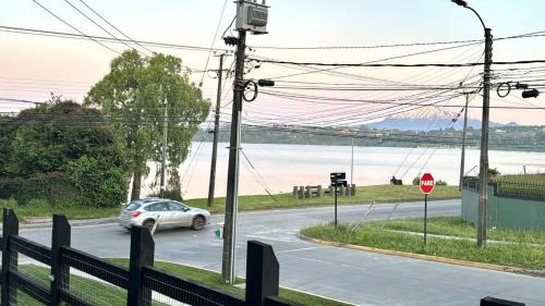 Puerto Varas Apartment | Depa con piscina frente al Lago Llanquihue y vista al volcán