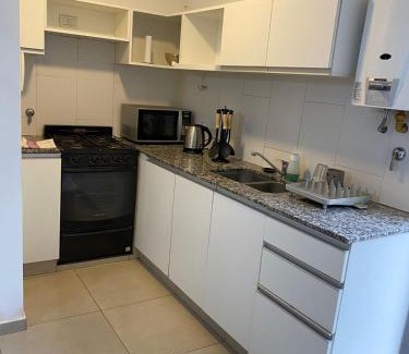 Rosario Apartment | Departamento 2 hab con patio y parrilla