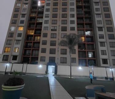 Surquillo Apartment | Departamento amplio cerca a Miraflores y San Isidro