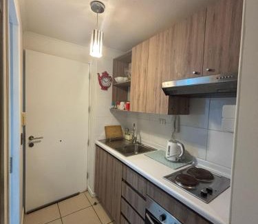 Las Rejas Apartment | Departamento Equipado con cocina y WIFI, Excelente Ubicacion cerca del Metro
