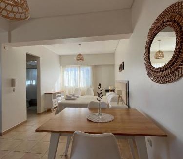 Bahia Blanca Apartment | Departamento Misiones, equipado y luminoso con cochera opcional