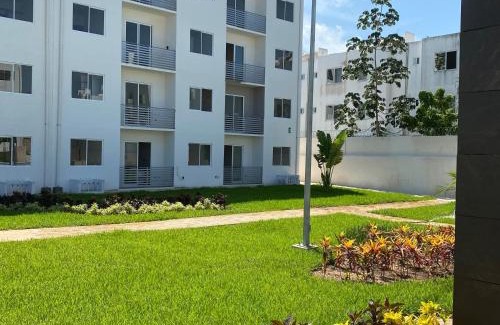 Cancun Apartment | Departamento nuevo, 3 habitaciones, justo en frente de alberca