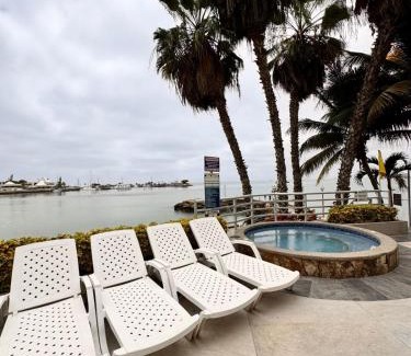 Salinas Apartment | Departamento playa privada
