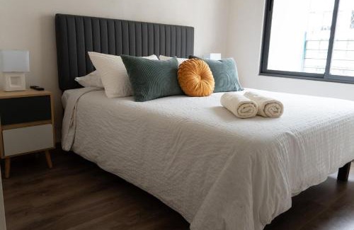 Downtown Santiago Apartment | Depto Céntrico + Metro Para 4 Personas