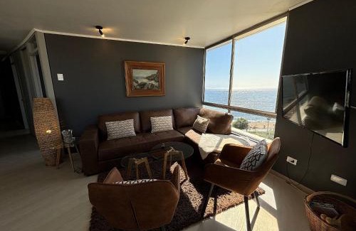 Vina del Mar Apartment | Depto remodelado vista al mar en Avda San Martin