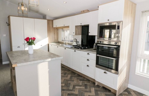 Southerness Cottage | DERSHEL LODGE, luxury holiday cottage, with a garden in Southerness