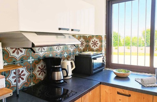Chateauneuf-sur-Isere House | Des Branches & Vous