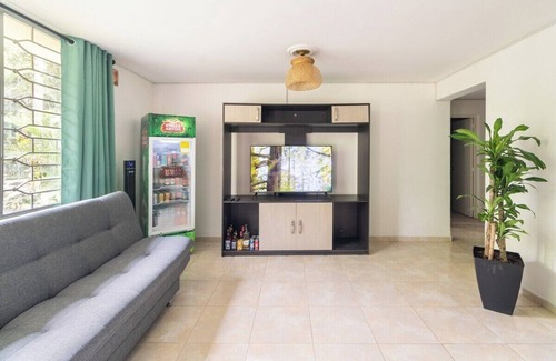 Laureles - Estadio House | Descanso, Comodidad y Diversión, 3 Habitaciones y Jacuzzi