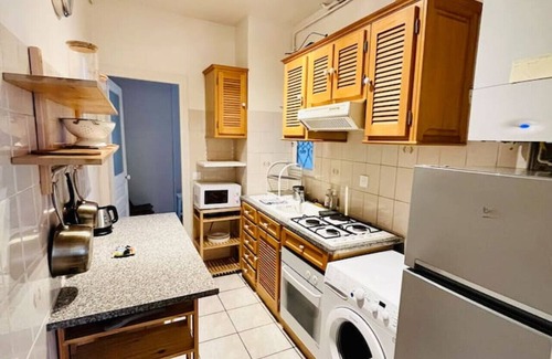 Fontainebleau Condo | Descent flat in the center of Fontainebleau
