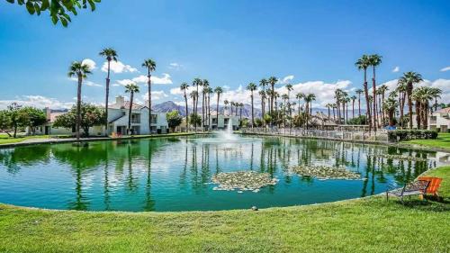 Palm Desert Apartment | Desert Breezes Resort Studio Apartment with Resort Access
