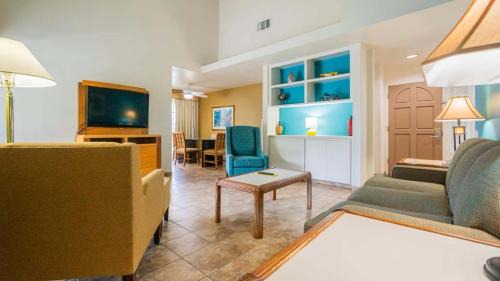 Palm Desert Apartment | Desert Breezes Resort 2 Bedroom Apartment with Resort Access