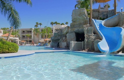 Canyon Corridor Condo | DESERT DREAM! 2BDR sleeps 6! HUGE POOL! POOLSIDE BAR and GRILL!