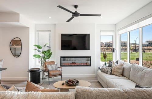 St. George Villa | Desert Dream Villa at Desert Color By Ember Stays