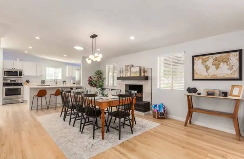 Oracle Heights Estates House | Desert Dreams & Group Adventures Await