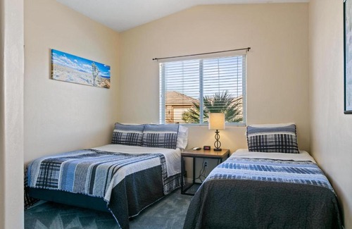 Mesquite House | Desert Haven Mountain View Home by J and Amy BL91136
