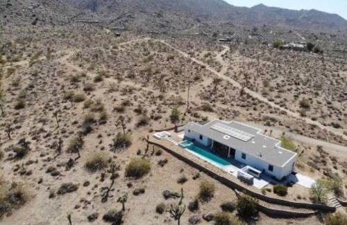 Joshua Tree Villa | Desert Serenity Gateway To Joshua Tree