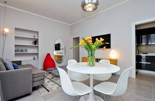 Rione III Colonna Apartment | Design apartment (70 m2) - Spanish Steps