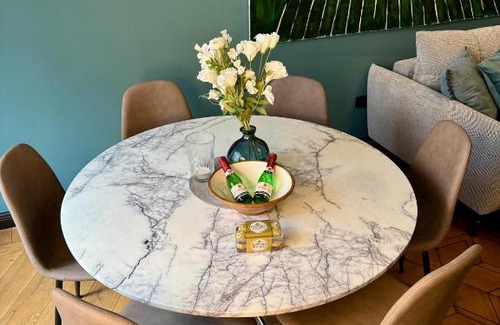 Wilmersdorf Apartment | Design-Apartment Benedict Luxus, Stil & Workspace