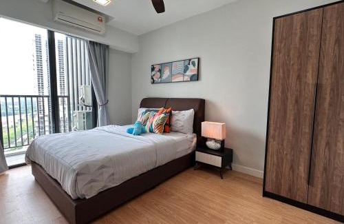 Subang Jaya Apartment | Design Haven Suite - Contemporary Comfort for 2 at Subang Jaya