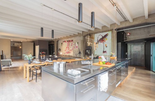 Como Apartment | Design Loft with Private Parking