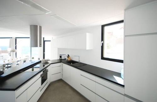 Cala Magrana Villa | Design villa in 1st Sea line with sea access