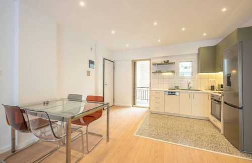 Exarhia Apartment | Designer apartment in the city center