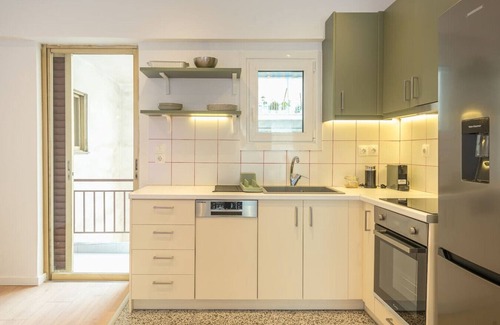 Exarhia Apartment | Designer apartment in the city center