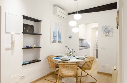 Rapallo Apartment | Designer apartment