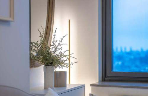 Harlem Apartment | Designer Apt for 6, City Views, near Times Square!