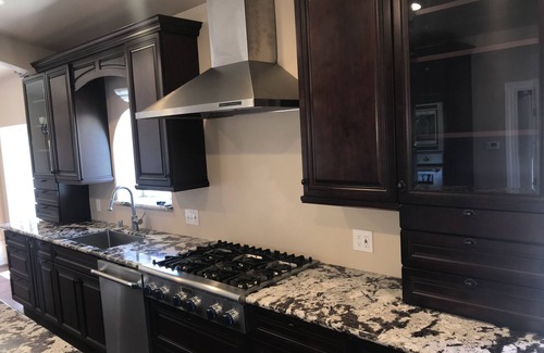 Downtown Monterey Condo | Designer Getaway close to everything Monterey and Carmel