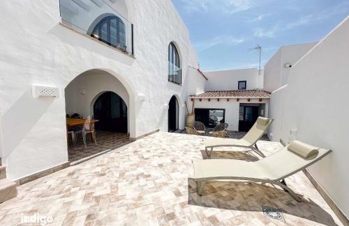 Ayamonte House | Designer Styled Townhouse with Pool DOM01