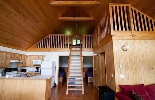 Powell River Cabin | Desolation Resort