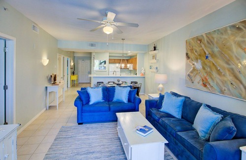 Fort Walton Beach Condo | Destin West Sandpiper L06 ~ Huge Patio W/Tiki Bar and Outdoor Kitchen! Steps to Lazy River