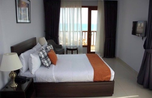 Karachi Hotel | Destination Beach Resort by Dreamworld