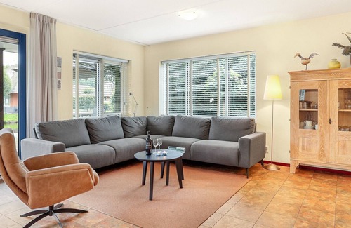 Midlaren Cottage | Detached 4-person bungalow