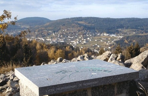 Le Tholy Ski Chalet | Detached chalet 7 minutes away from Gerardmer