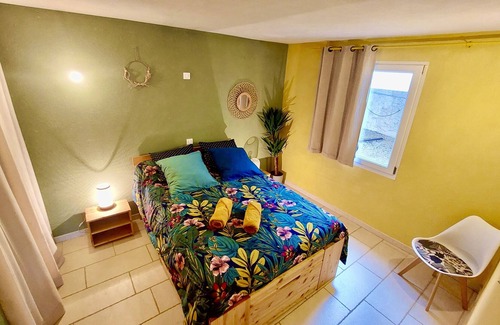 Saint-Martin-d'Ardeche House | Detached house 6/10 pers. Ardèche gorges.