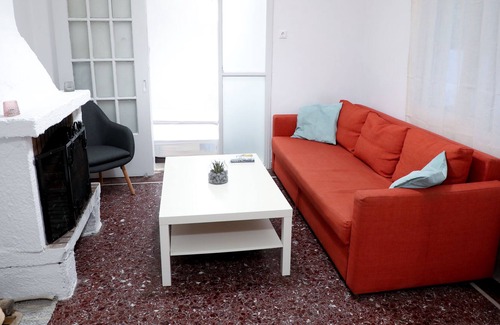 Filopappou House | Detached house 1km from Acropolis Filopappou Hill