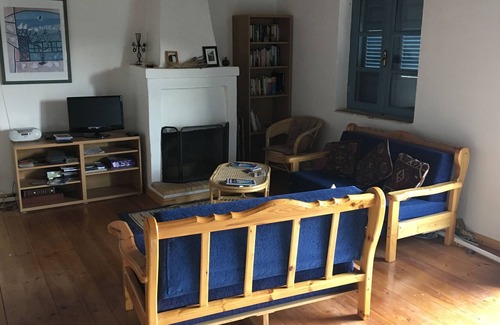 Livadi House | Detached house close to sea and with mountain views