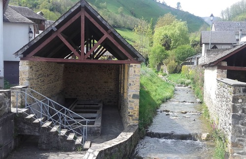 Osse-en-Aspe House | Detached house in Osse en Aspe
