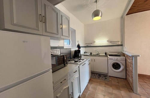 Saulcet Cottage | Detached house with garden and terrace, ideally located between Moulins and Vichy