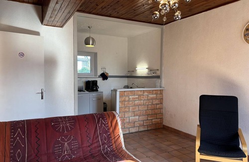 Saulcet Cottage | Detached house with garden and terrace, ideally located between Moulins and Vichy