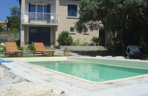 Forcalquier House | Detached villa with pool and garden