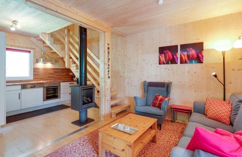 Stadl an der Mur Ski Chalet | Detached wooden chalet in Stadl an der Mur Styria facing south with sauna